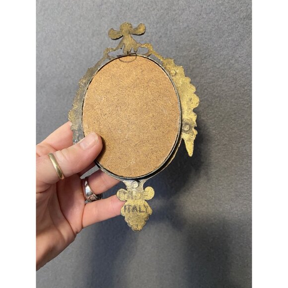 2 Vtg Ornate Victorian Style Oval Frames Praying Children 6 1/2" x 4"  Italy - Picture 7 of 8